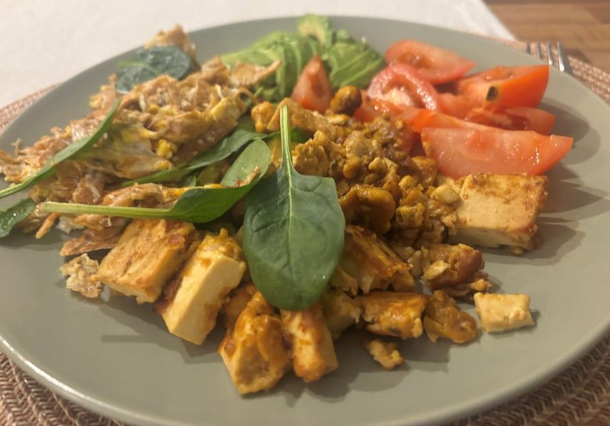 Tofu a rezance s tortilly